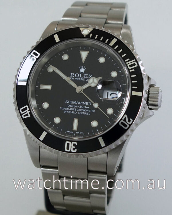 Rolex Submariner Date 16610 Steel circa 2000 SEL.