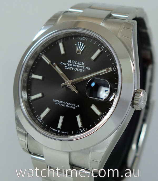 Rolex Datejust 41 Black-Dial  126300   B&P 2019 Factory plastic Intact