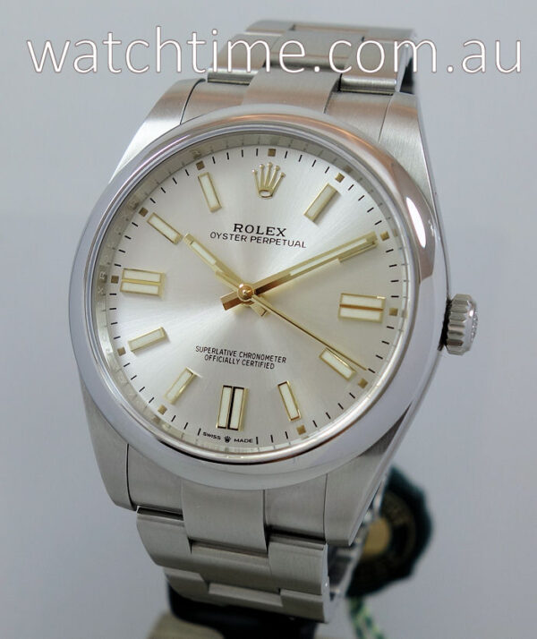 Rolex Oyster Perpetual 41mm 124300 Silver Dial 2020 MINT