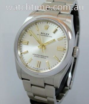 Rolex Oyster Perpetual 126000 Silver-dial B P 2020