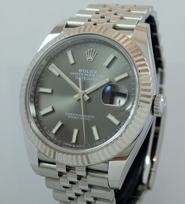 Rolex Datejust 41mm 126334  Rhodium dial, Fluted bezel, Jubilee bracelet