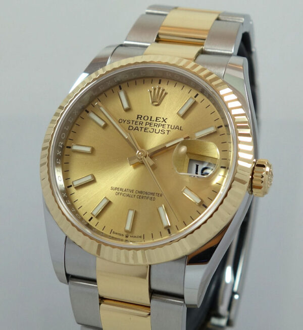 Rolex Datejust 36 Steel & 18k Yellow-Gold, 126233  B&P 2021 "AS NEW"