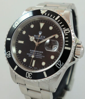 Rolex Submariner Date 16610  Box & Papers 1999