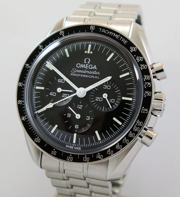 Omega Speedmaster MOONWATCH 310.30.42.50.01.001 Feb 2022