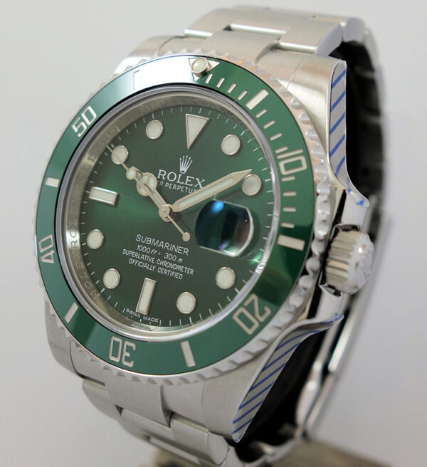 Rolex Submariner 116610LV  GREEN HULK  Rolex Service.