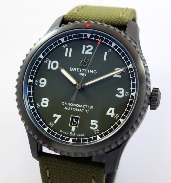 Breitling AVIATOR 8 "Curtiss Warhawk"  M17315 ***UNUSED***