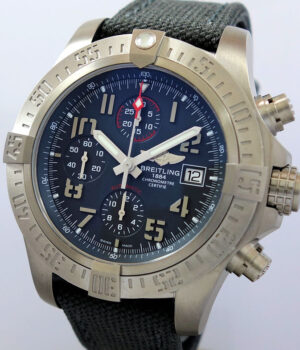 Breitling Avenger Bandit Grey Dial Grey Strap Titanium E13383 ***UNUSED***