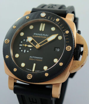 Panerai Submersible Goldtech OroCarbo 44mm Automatic Pam1070 Box   Card