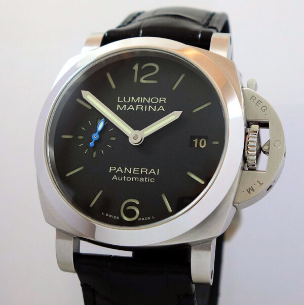 Panerai Luminor Marina Quaranta Special Editions PAM1272 JAN 2022