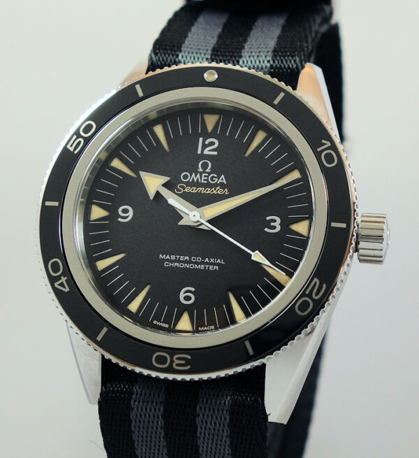 Omega SEAMASTER 300 Master Co-Axial 41 mm 233.30.41.21.01.001