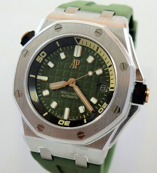 Audemars Piguet Royal Oak Offshore Diver KHAKI 15720ST.OO.A052CA.01 Dec 2022