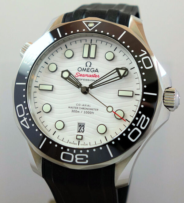 Omega Seamaster Diver 300M 42mm 210.30.42.20.04.001 White-dial