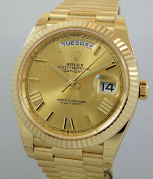 ROLEX Day-Date 40 Champagne Roman Dial 228238    As New  Box   Card