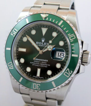 Rolex Submariner HULK 116610LV Full Set Box   Card Aug 2019