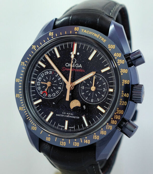 Omega Speedmaster Blue Side Of The Moon 304.93.44.52.03.002