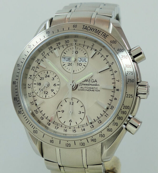 Omega Speedmaster Automatic with Calendar 40mm 3221.30.00
