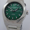 DSC00944 Girard Perregaux Laureato 42mm GREEN dial 81010-11-3153-1CM