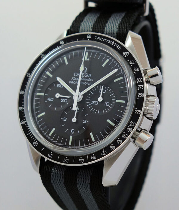Omega Speedmaster MOONWATCH  "Sapphire Sandwich" 311.33.42.30.01.002