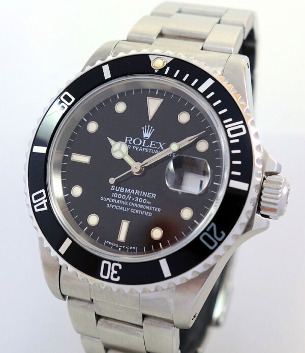 Rolex Submariner Date 16610 B&P 1997