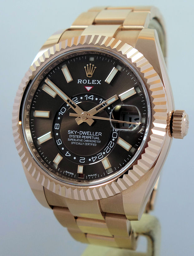 DSC07278 Rolex Sky Dweller 18k Everose Chocolate Dial 326935 2023 Mint