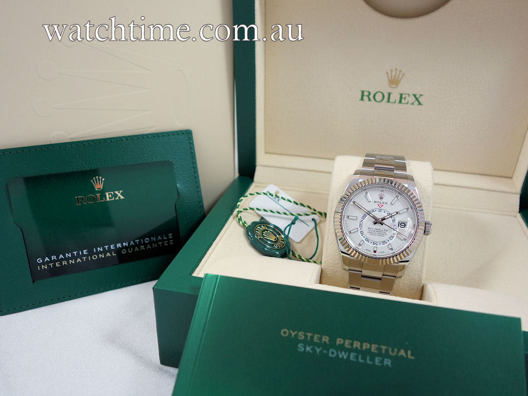 DSC08215 Rolex Sky-Dweller 326934 Steel White-dial 2022 Box & Card