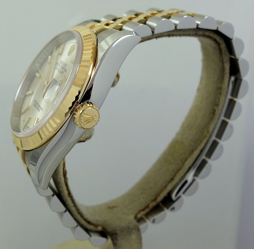 DSC08609 Rolex Datejust 36m 18k & Steel Jubilee bracelet 116233 Silver Dial *As New*