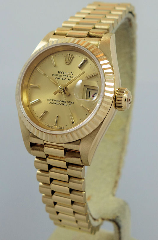 DSC08702 Rolex Lady-Datejust 18k Yellow Gold 69178 Box & Papers *As New*