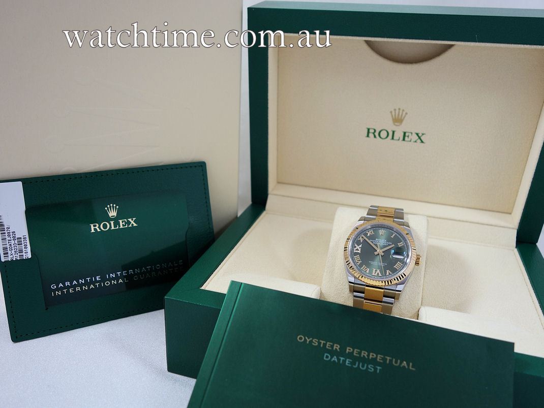 DSC08967 Rolex Datejust 36 Steel & 18k Yellow-Gold, Olive Diamond dial 126233 *AS NEW*