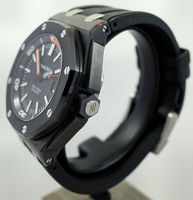 DSC09027 Audemars Piguet Royal Oak Offshore Diver Ceramic 15707 *LIKE NEW*
