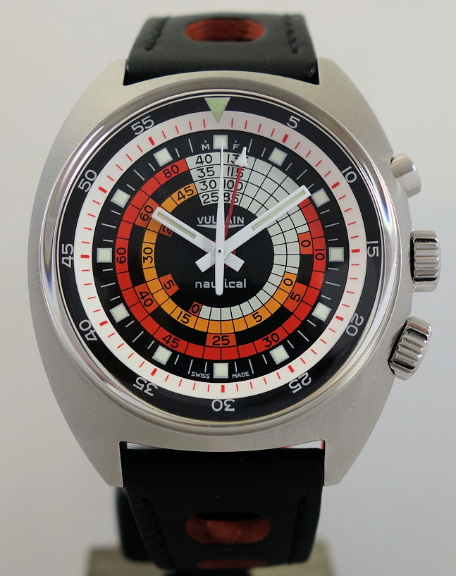 DSC08861 VULCAIN NAUTICAL "SEVENTIES TROPHY 2013" Orange dial 100159A87