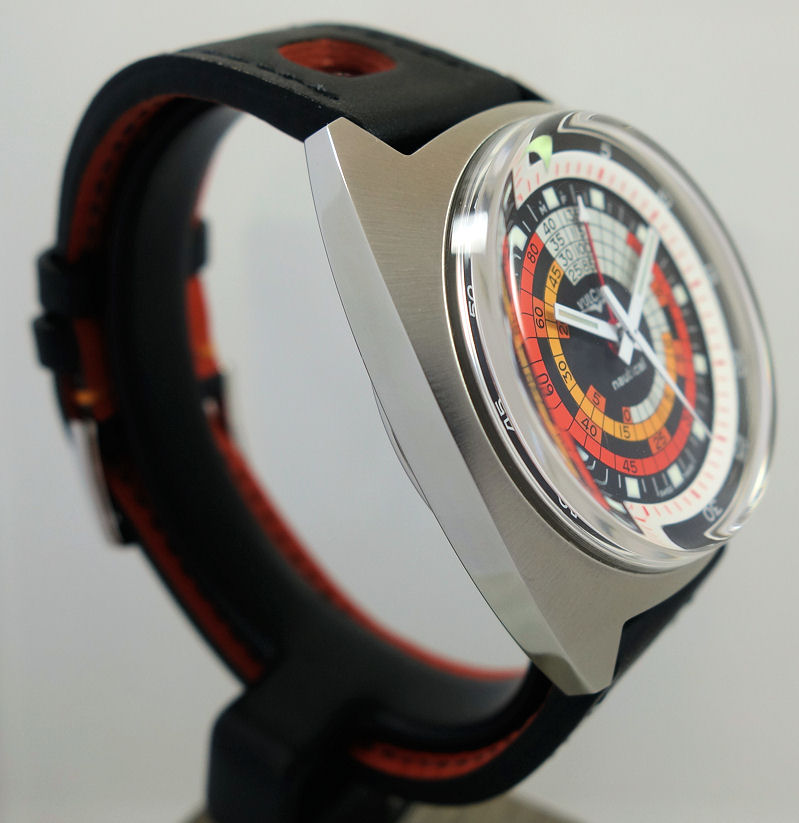 DSC08865 VULCAIN NAUTICAL "SEVENTIES TROPHY 2013" Orange dial 100159A87