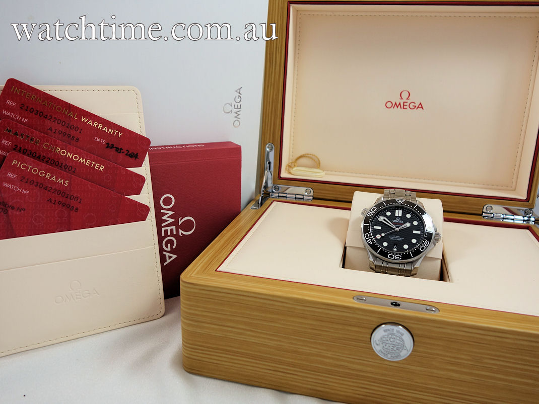 DSC09171 Omega Seamaster Diver 300M 42mm 210.30.42.20.01001 May 2024 Box & Cards