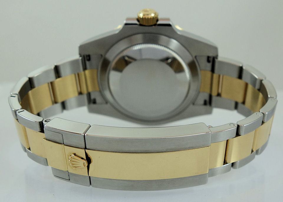 DSC09383 Rolex Submariner 18k & Steel, Blue-Sunburst dial 116613LB April 2019