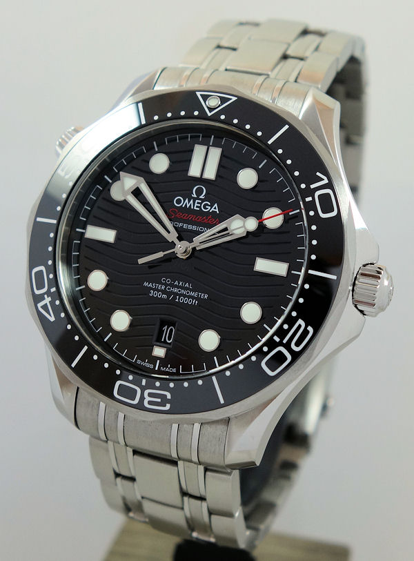 DSC09430 Omega Seamaster Diver 300M 42mm 210.30.42.20.01001 May 2024 Box & Cards