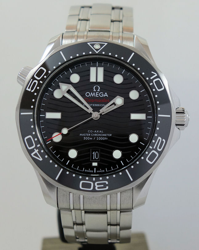 DSC09434 Omega Seamaster Diver 300M 42mm 210.30.42.20.01001 May 2024 Box & Cards
