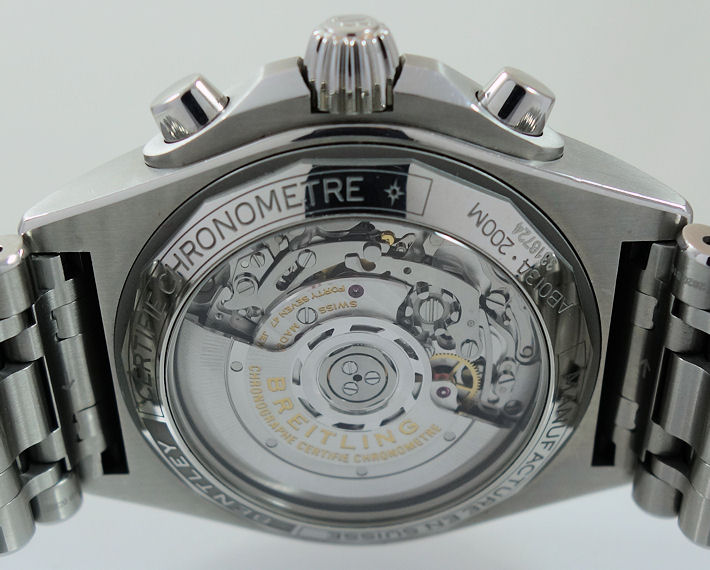 DSC09584 Breitling Chronomat B01 42mm Steel Roleaux Bracelet and Green Bentley dial AB0134