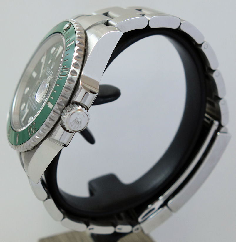 DSC09624 Rolex Submariner HULK 116610LV Box & Books !!! Mint !!!