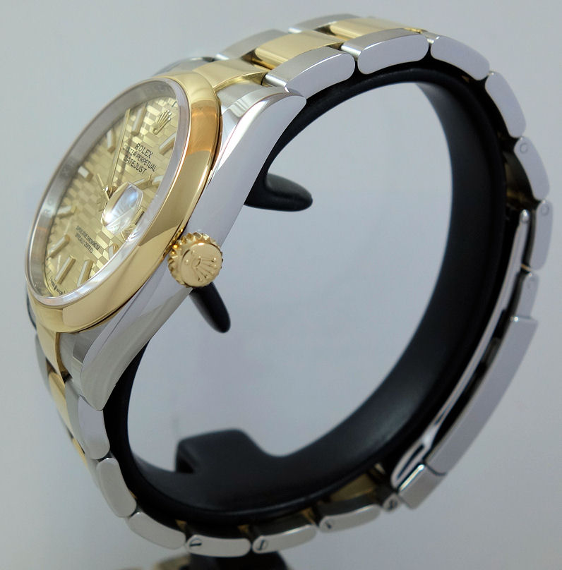 DSC09693 Rolex Datejust 36 Steel & 18k Yellow-Gold, 126203 Motif Dial 2023 Box & Card.