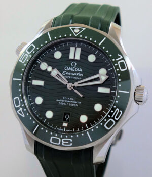 Omega Seamaster Diver 300M GREEN 42mm 210.32.42.20.10.001 April 2023 Box & Cards