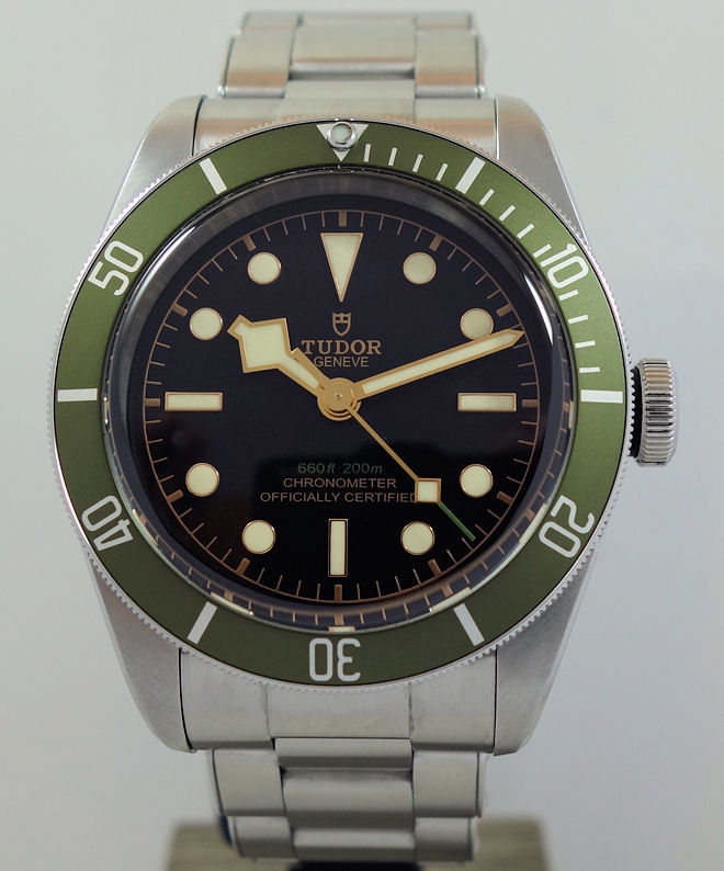 DSC00716 Tudor Black Bay "HARRODS" Green Bezel 79230G Box & Card 2020