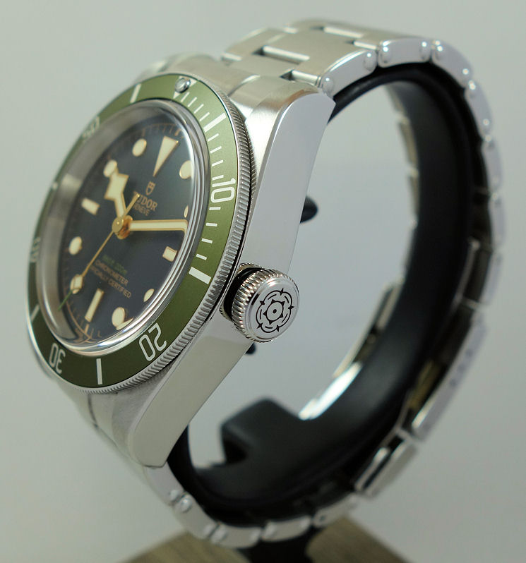 DSC00718 Tudor Black Bay "HARRODS" Green Bezel 79230G Box & Card 2020