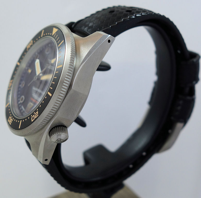 DSC01122 Squale Master Titanium 42mm 120ATM MASTIBKBK.TI20