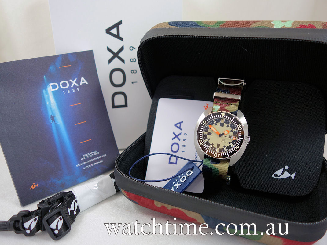 DSC01129 DOXA Army Steel Camo 785.10.031.20 Box & Card 2022