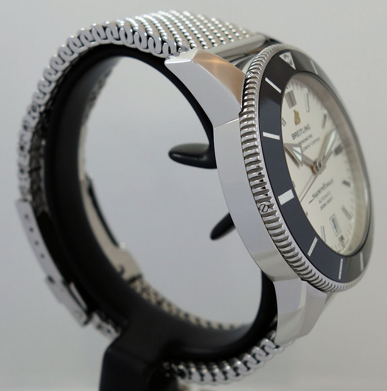 DSC01591 Breitling SUPEROCEAN HÉRITAGE II 46mm Steel bracelet, Silver dial AB202012/G828