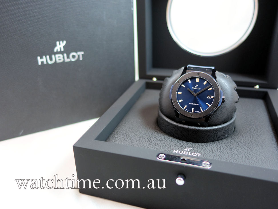 DSC01738 HUBLOT Fusion Ceramic Blue 45mm 511.CM.7170.RX