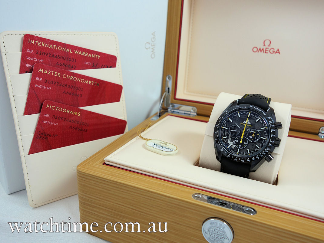 DSC02475 Omega Speedmaster Dark Side of the Moon "Apollo 8" 310.92.44.50.01.001 Full Set, 2024