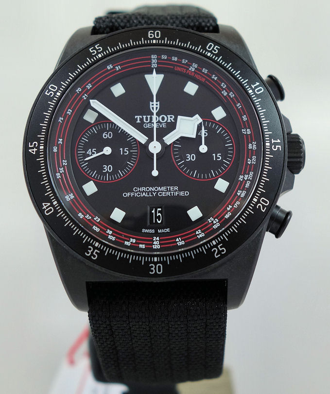 DSC02596 Tudor Pelagos FXD Carbon Chrono 43mm 25827KN Jan 2025 *UNWORN* 27% OFF RETAIL