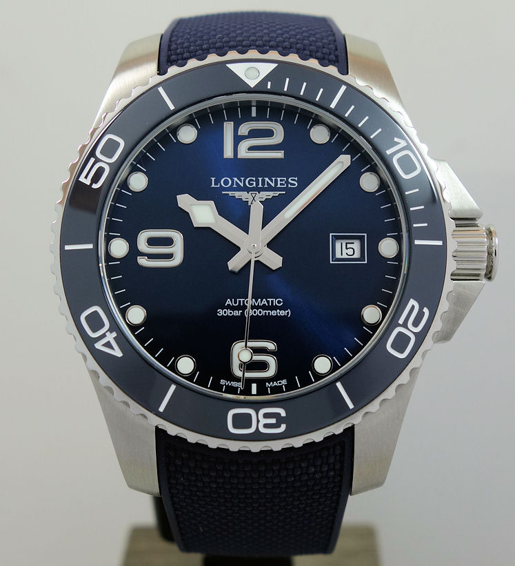 DSC02710 LONGINES HYDROCONQUEST 43mm Blue dial, Rubber Strap L3.782.4.96.9