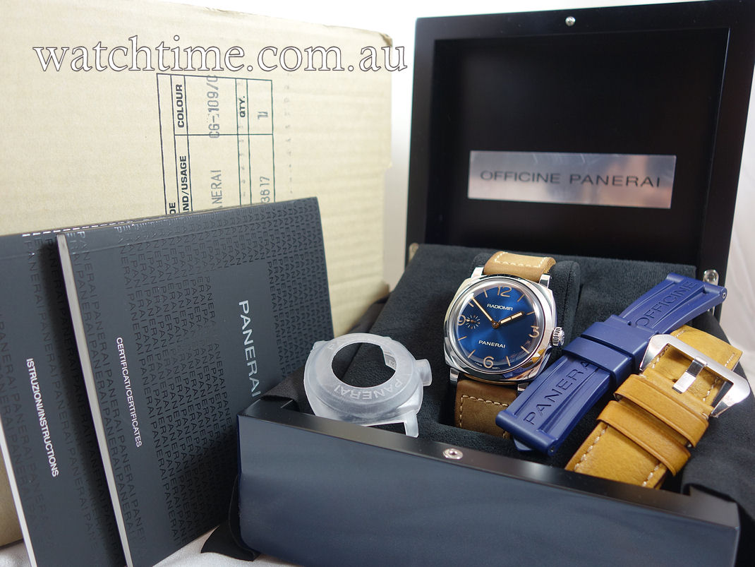 DSC02859 Panerai PAM690 RADIOMIR 1940 3-Days 47mm Blue-dial