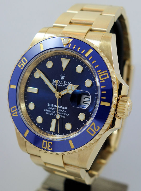 DSC02980 Rolex Submariner Yellow-Gold 41mm Blue-dial 126618LB Box & Card
